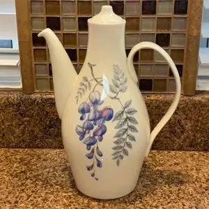 Eva Zeisel | Kitchen | Hpeva Seizel Coffee Pot 1 Cream With Gray Branch ...